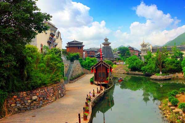 10種獨(dú)特方式探索云南西雙版納，發(fā)現(xiàn)隱藏的旅游寶藏